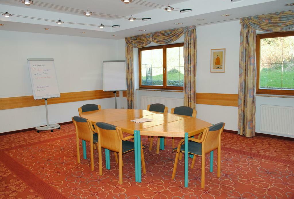 Hotel-Landpension Postwirt Kirchensittenbach Exteriör bild